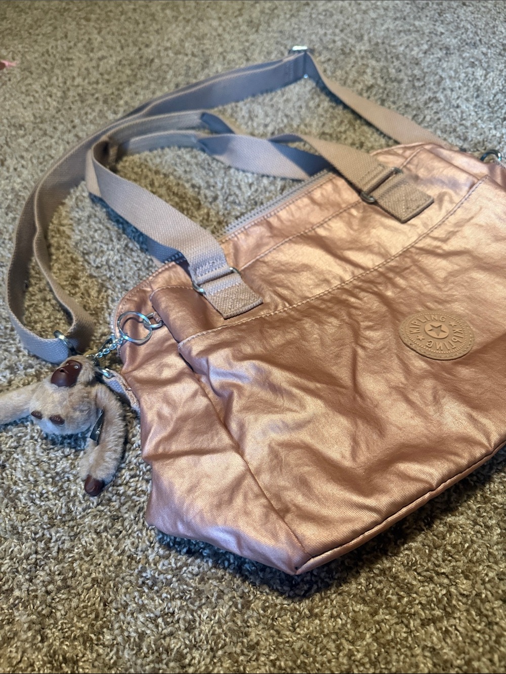 Kipling Felicity bag in rose gold - EUC!